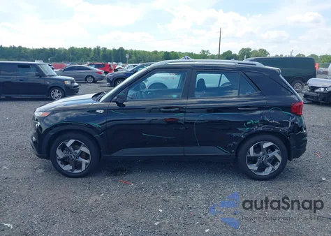 2022 Hyundai Venue Sel z USA, uszkodzony, nr VIN KMHRC8A3XNU156371